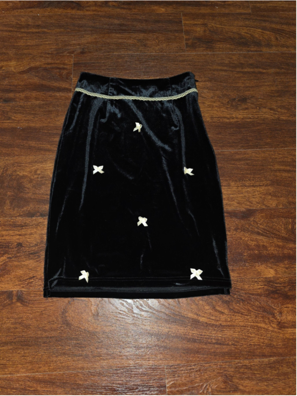 Zemeta black velvet skirt size XS
